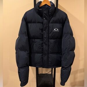 Balenciaga Unity Logo FW24 Runway Pin Reversible Down Puffer Jacket